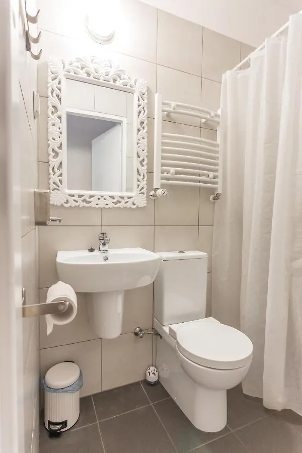 Babel Hostel, Dworzec Pkp, Rynek Wroclaw 0*,