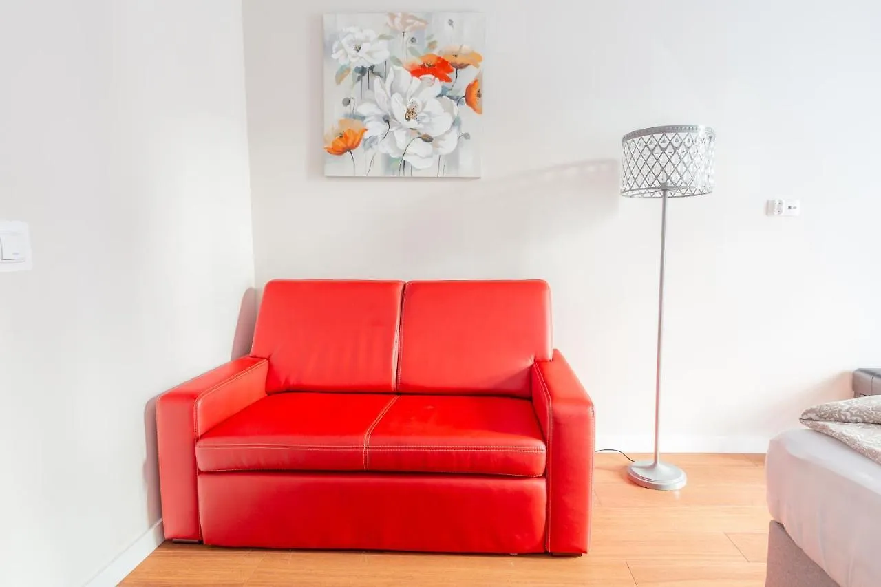 Babel Hostel, Dworzec Pkp, Rynek Wroclaw 0*,  Poland